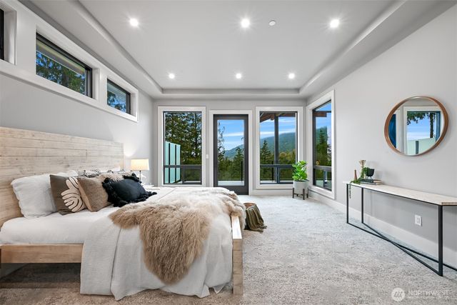 555 Whitecap Road, Bellingham, WA 98229