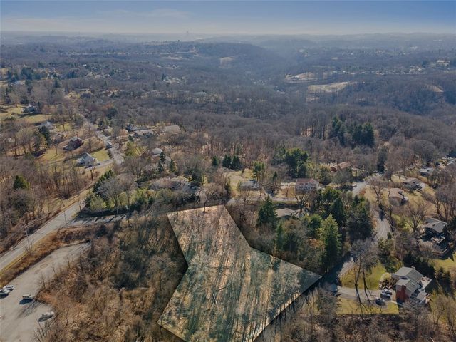 104 Chapel Crest Ter, Indiana Twp, PA 15238