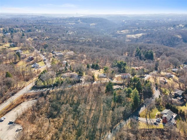 104 Chapel Crest Ter, Indiana Twp, PA 15238