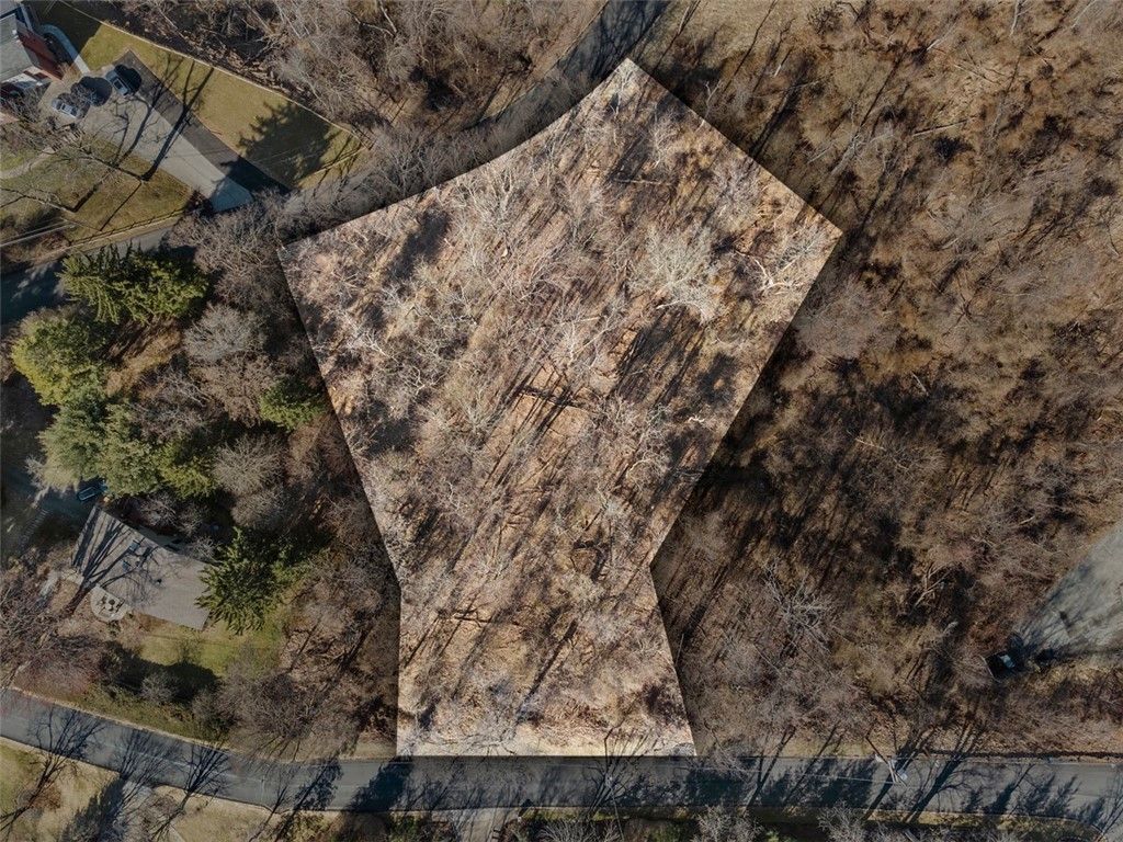 104 Chapel Crest Ter, Indiana Twp, PA 15238