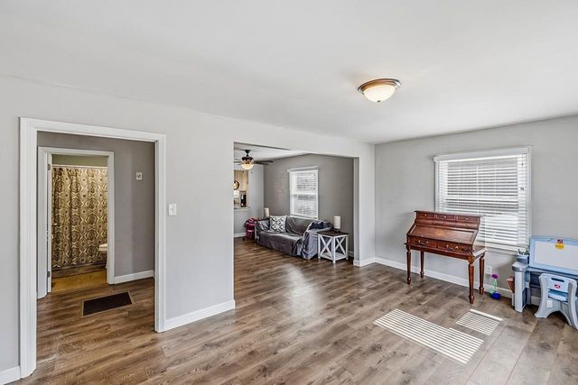 136 Prospect Avenue, Spartanburg, SC 29306