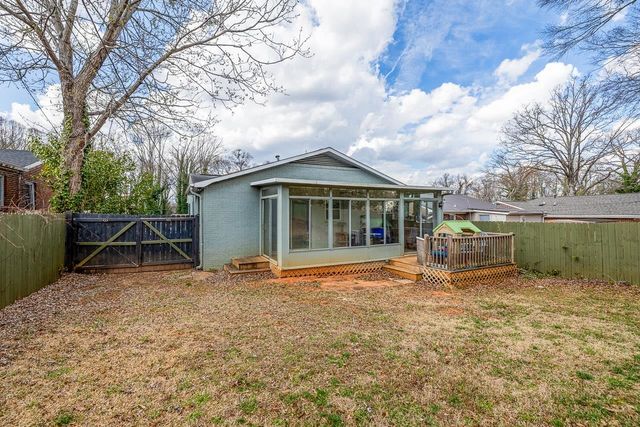 136 Prospect Avenue, Spartanburg, SC 29306