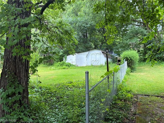 1524 3rd Street SE, Massillon, OH 44646