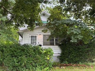 1524 3rd Street SE, Massillon, OH 44646