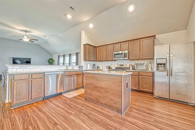 20202 Creekdale Bend Drive, Cypress, TX 77433