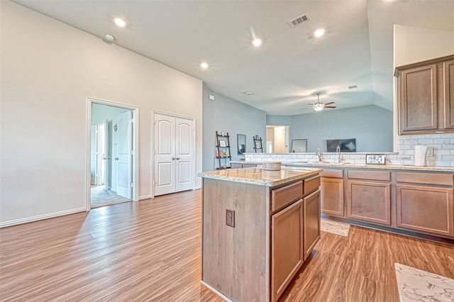 20202 Creekdale Bend Drive, Cypress, TX 77433