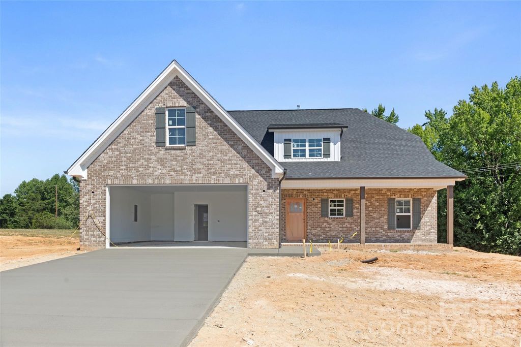 165 Canton Drive, Lexington, NC 27295