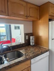 11800 SW 18th St 222-4, Miami, FL 33175
