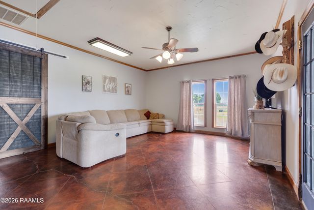 5117 Claude Viator Road, New Iberia, LA 70560