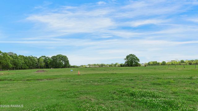 5117 Claude Viator Road, New Iberia, LA 70560