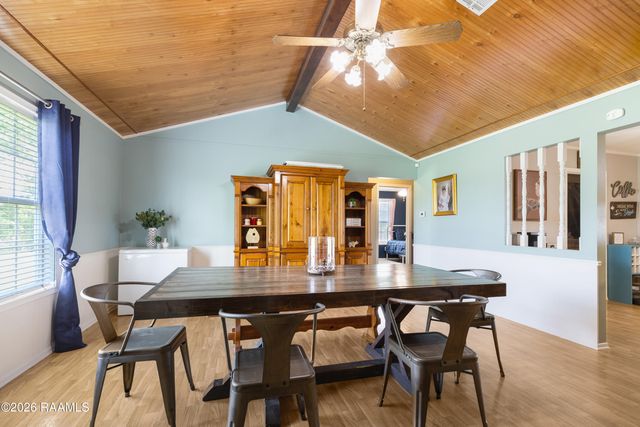 5117 Claude Viator Road, New Iberia, LA 70560