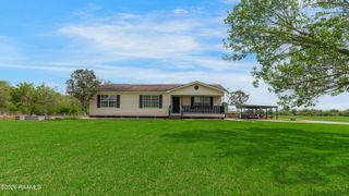 5117 Claude Viator Road, New Iberia, LA 70560