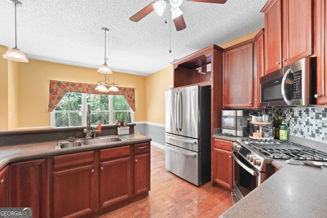 330 James Moore Circle, Jackson, GA 30233