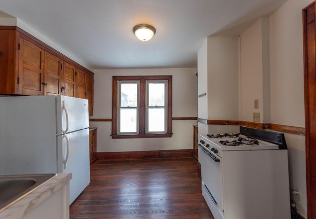 199 James Avenue N, Minneapolis, MN 55405