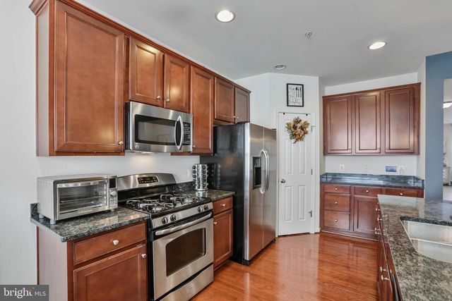 9433 STONEWALL RD, Manassas, VA 20110