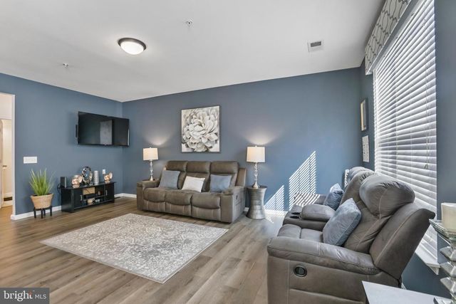 9433 STONEWALL RD, Manassas, VA 20110