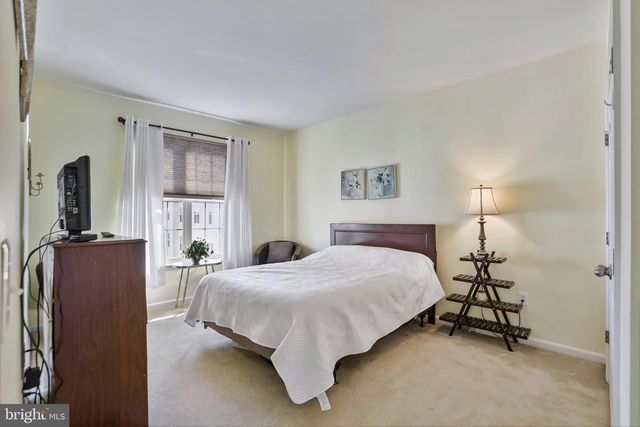 9433 STONEWALL RD, Manassas, VA 20110