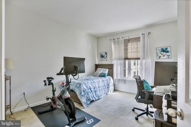 9433 STONEWALL RD, Manassas, VA 20110