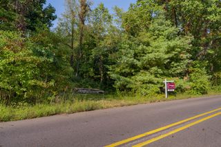 9582 W R Avenue, Mattawan, MI 49071