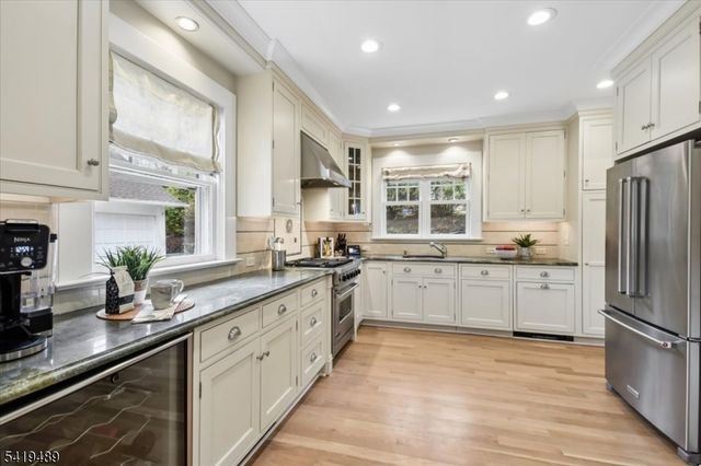 67 West Rd, Millburn Twp., NJ 07078