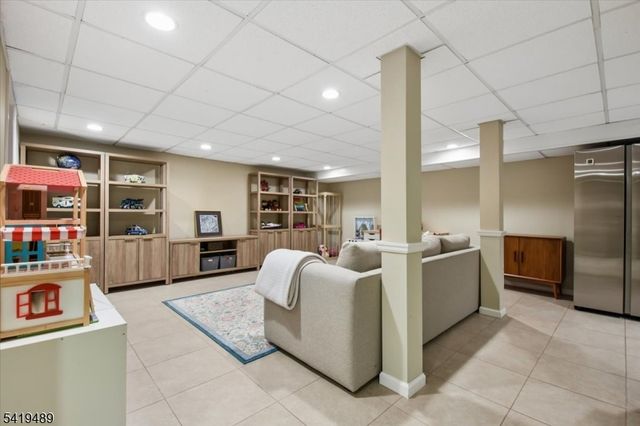 67 West Rd, Millburn Twp., NJ 07078