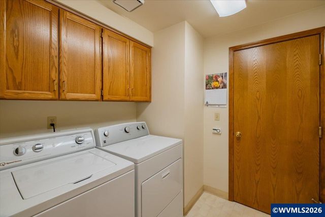 2654 Kristin Ct NE, Salem, OR 97305