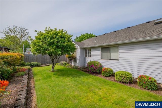 2654 Kristin Ct NE, Salem, OR 97305