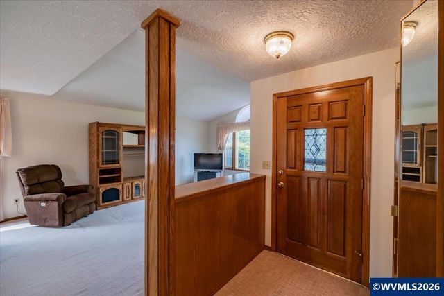 2654 Kristin Ct NE, Salem, OR 97305