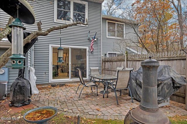 15 Wilton Court, Halfmoon, NY 12065