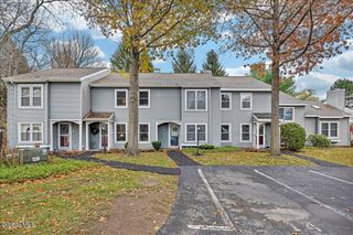 15 Wilton Court, Halfmoon, NY 12065