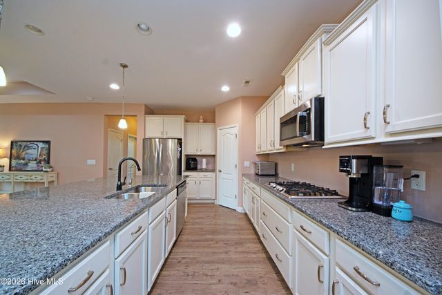 4711 Waves Point, Wilmington, NC 28412