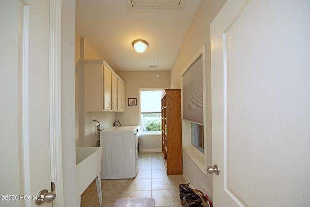 4711 Waves Point, Wilmington, NC 28412