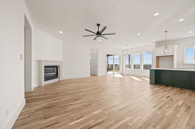 412 Caprock Lane, Reno, TX 76020