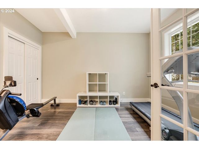 18389 S WINNIFRED Ave, Molalla, OR 97038