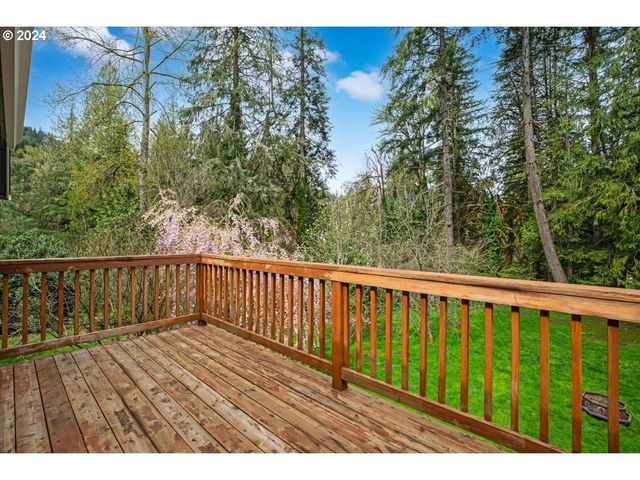 18389 S WINNIFRED Ave, Molalla, OR 97038