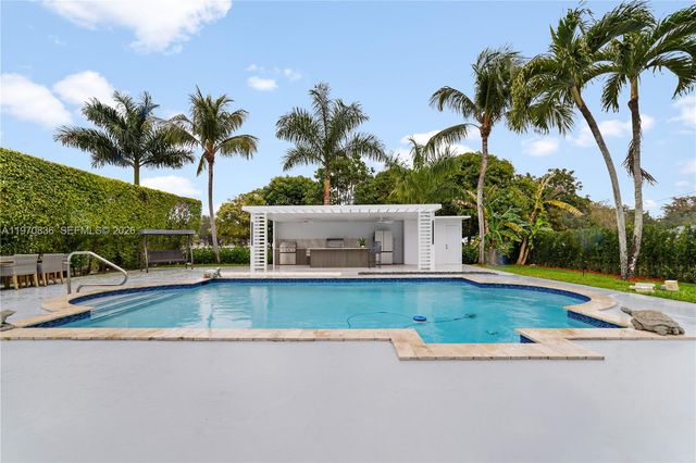 2651 SW 141st Ter, Davie, FL 33330