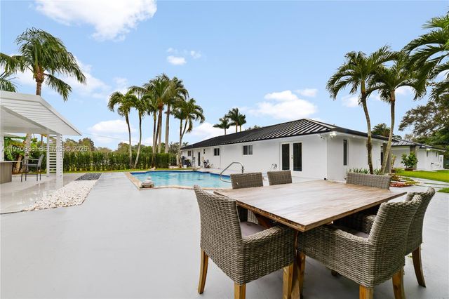 2651 SW 141st Ter, Davie, FL 33330