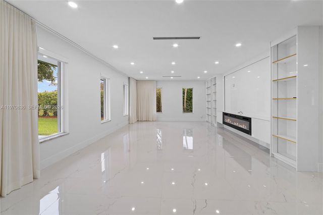 2651 SW 141st Ter, Davie, FL 33330