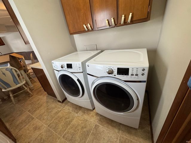 7090 W Crestwood Drive, Delphi, IN 46923