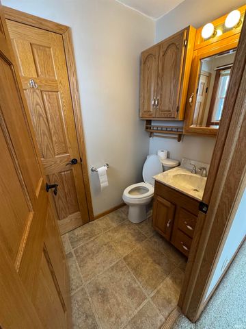 7090 W Crestwood Drive, Delphi, IN 46923
