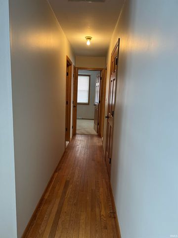 7090 W Crestwood Drive, Delphi, IN 46923