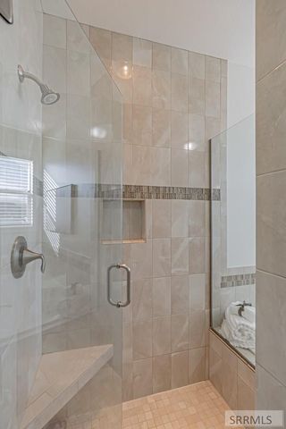 3830 Lakefield Lane, Ammon, ID 83406