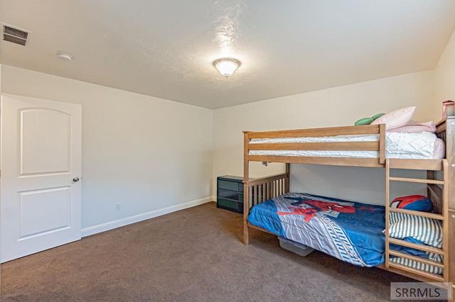 3830 Lakefield Lane, Ammon, ID 83406