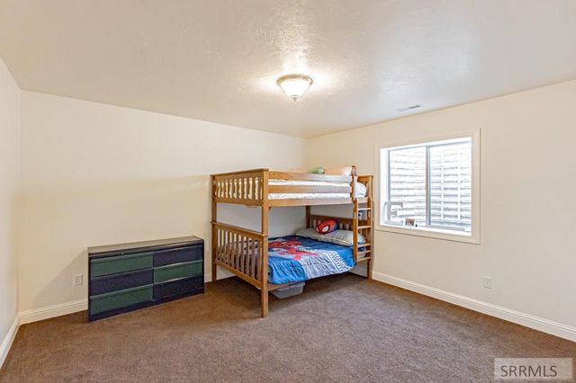 3830 Lakefield Lane, Ammon, ID 83406