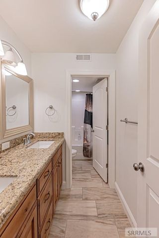 3830 Lakefield Lane, Ammon, ID 83406