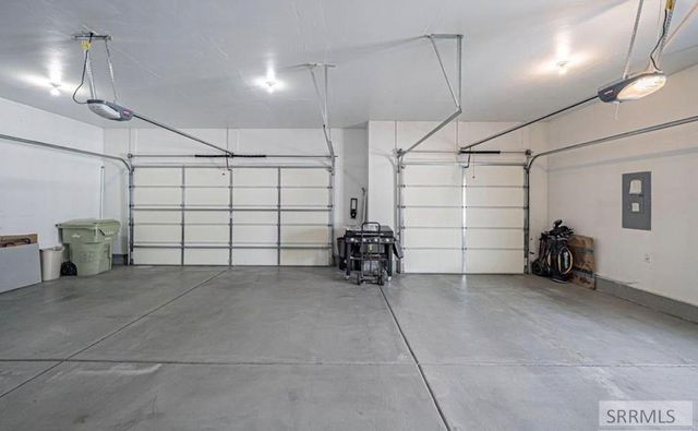 3830 Lakefield Lane, Ammon, ID 83406