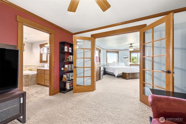 13811 68th Avenue Ct E, Puyallup, WA 98373
