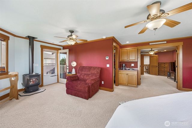 13811 68th Avenue Ct E, Puyallup, WA 98373