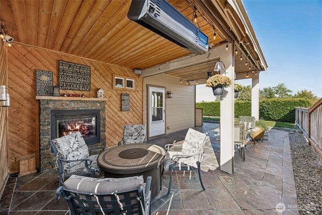 13811 68th Avenue Ct E, Puyallup, WA 98373