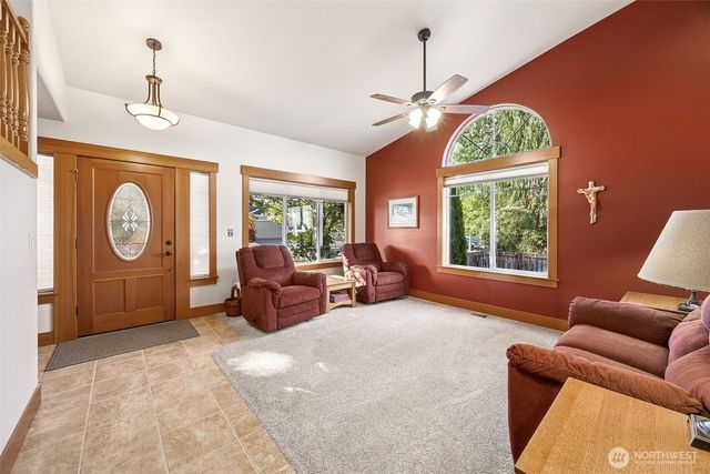 13811 68th Avenue Ct E, Puyallup, WA 98373